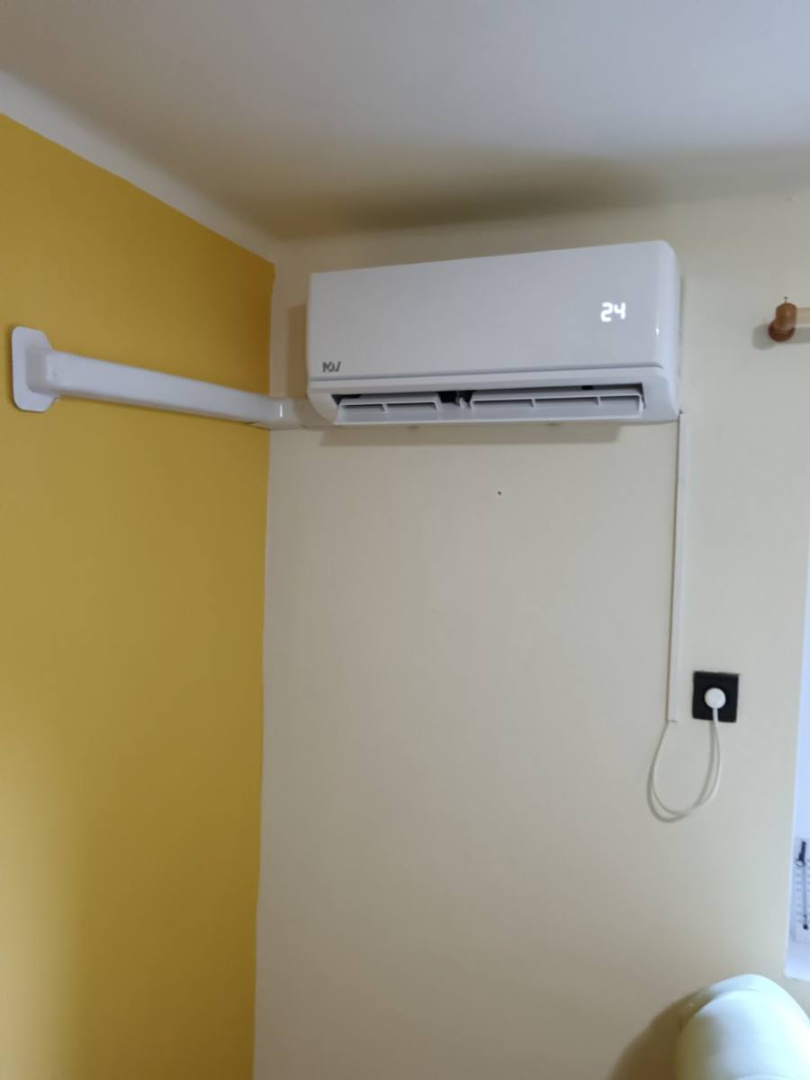 Beltéri egység csővezeték takarással, Balassagyarmat